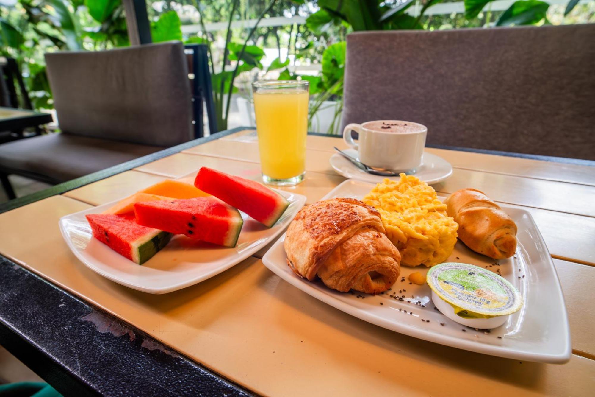 Ambar Hotel Boutique كالي المظهر الخارجي الصورة